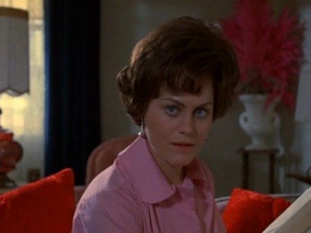 Beverly D'Angelo