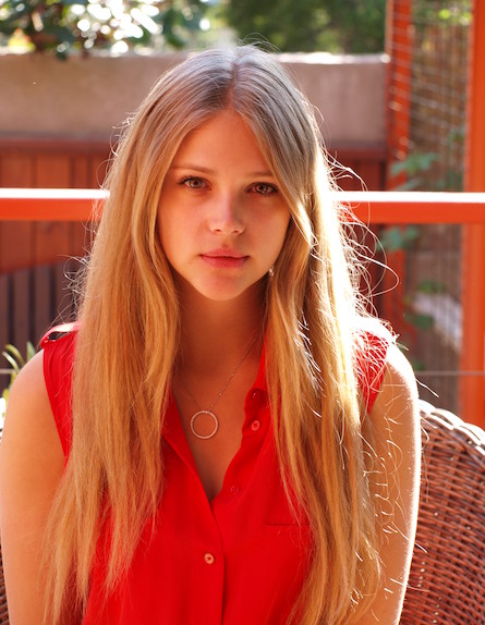 Esti Ginzburg Esti Ginzburg