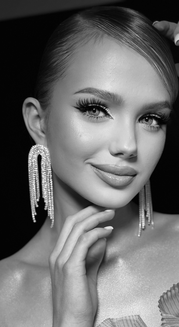 Anna Feoktistova