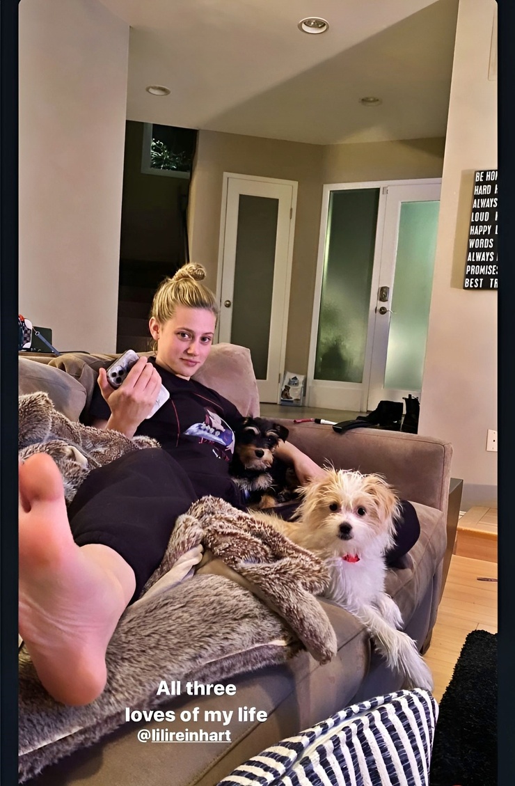 Lili Reinhart