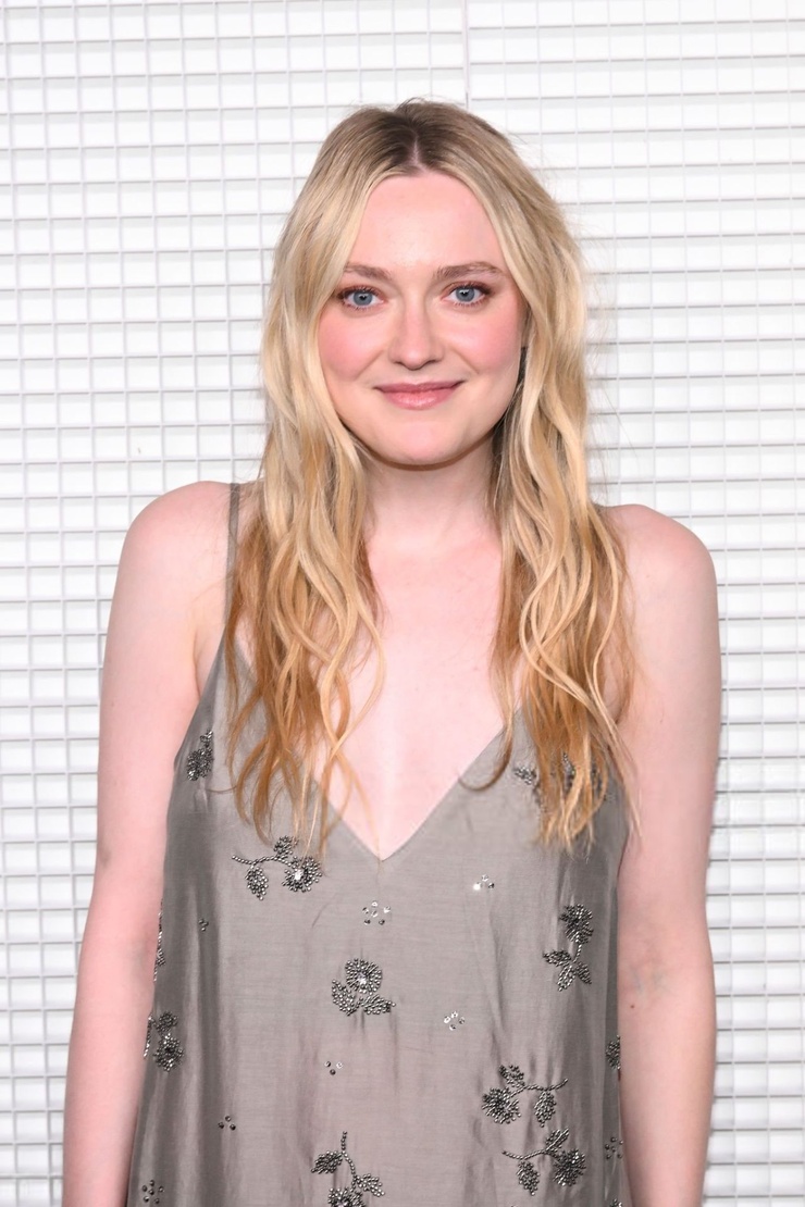 Dakota Fanning Dakota Fanning