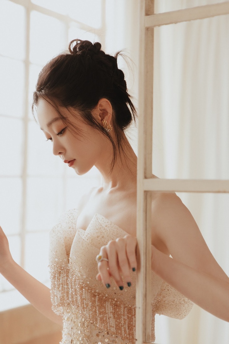 Yi Song