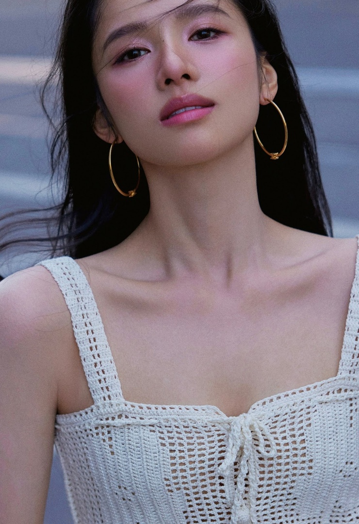 Jingyi Zhang Jingyi Zhang