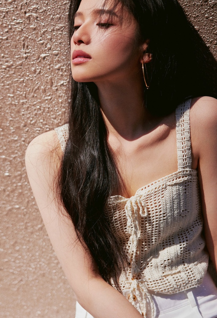 Jingyi Zhang