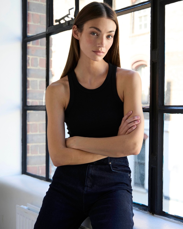 Lorena RAE