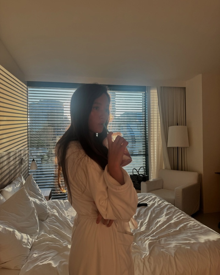 Lily Chee
