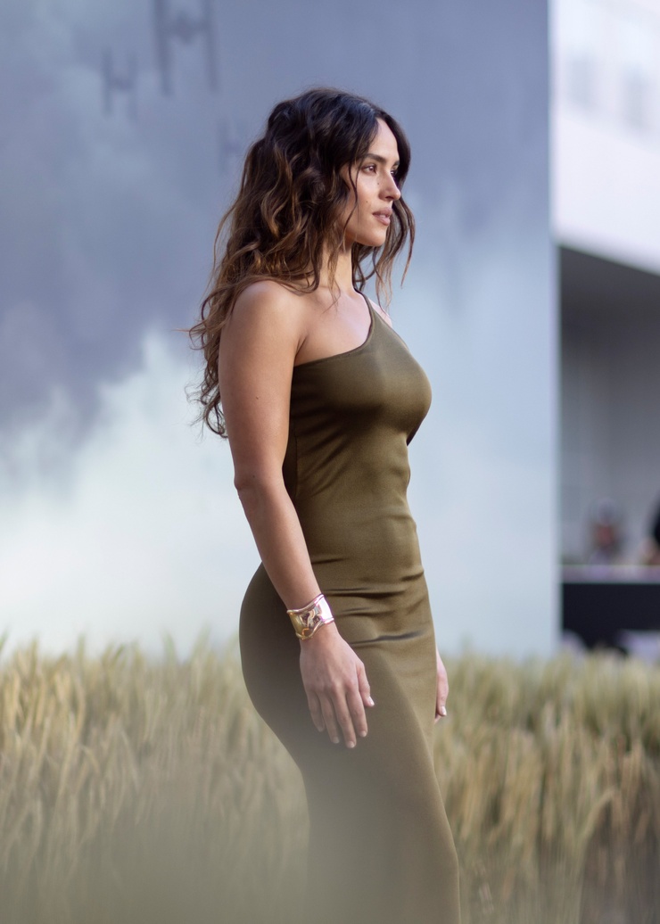 Adria Arjona