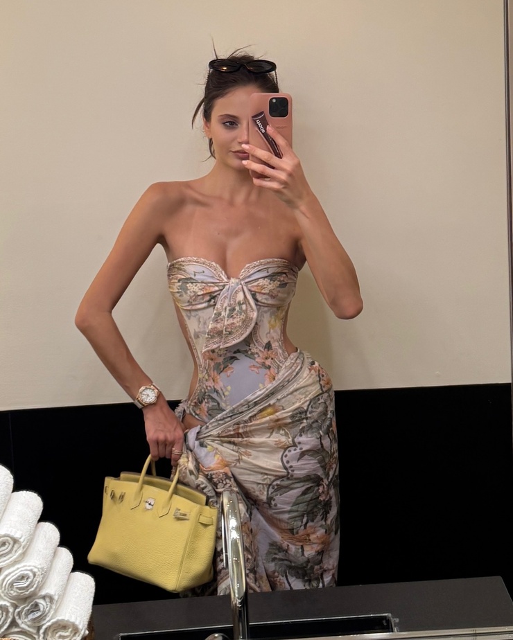 Carina Zavline