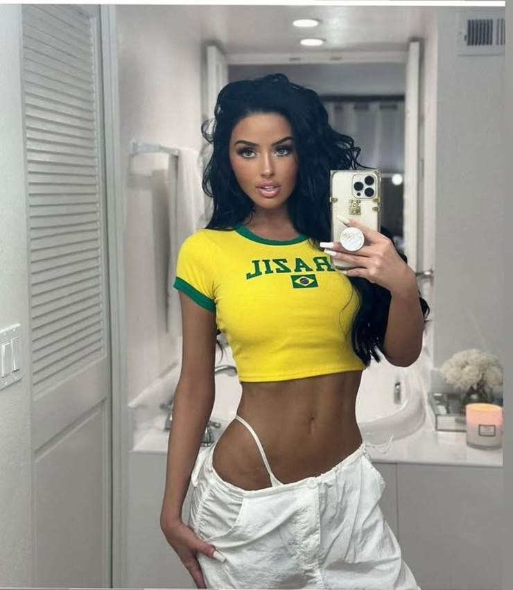 Abigail Ratchford
