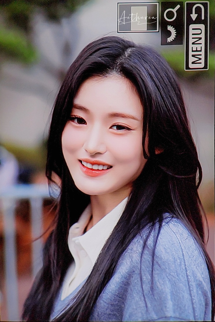 Athena Yang