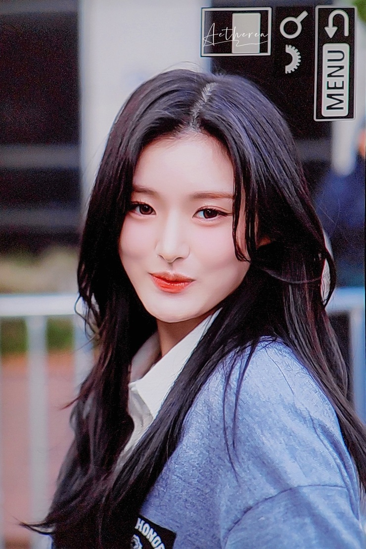 Athena Yang