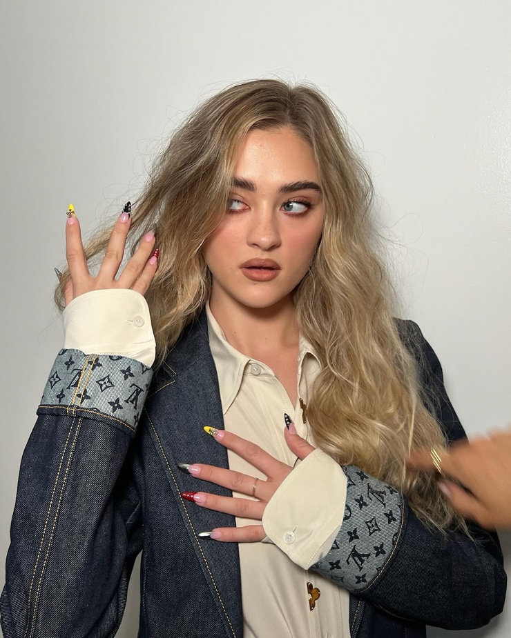Lizzy Greene