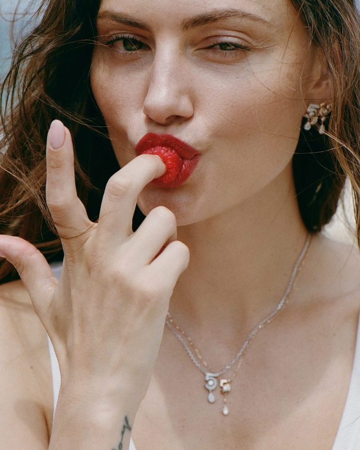 Phoebe Tonkin Phoebe Tonkin