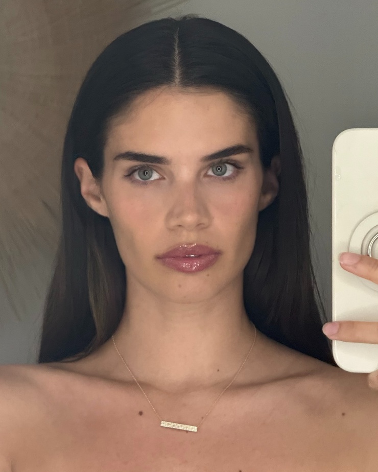 Sara Sampaio Sara Sampaio