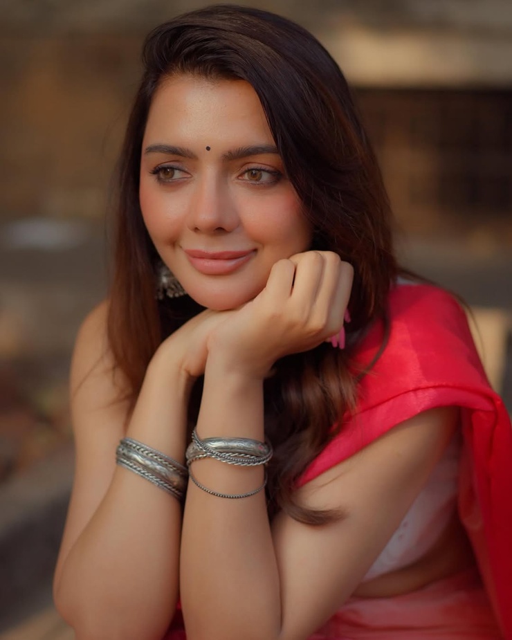 Ruhi Singh