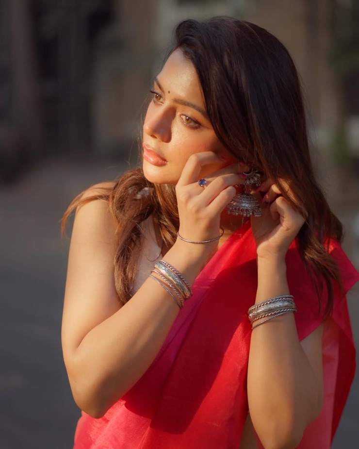 Ruhi Singh Ruhi Singh