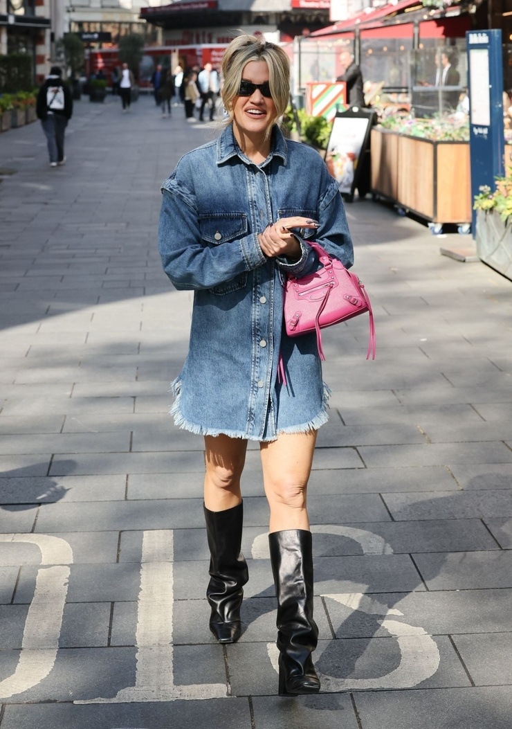 Ashley Roberts