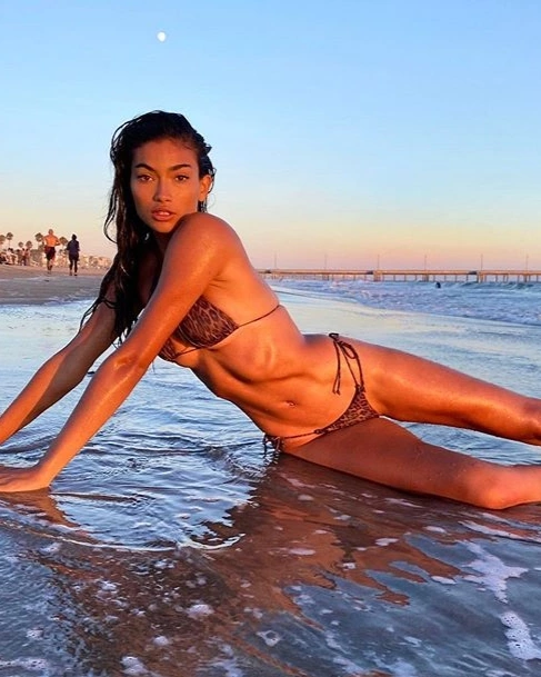 Kelly Gale