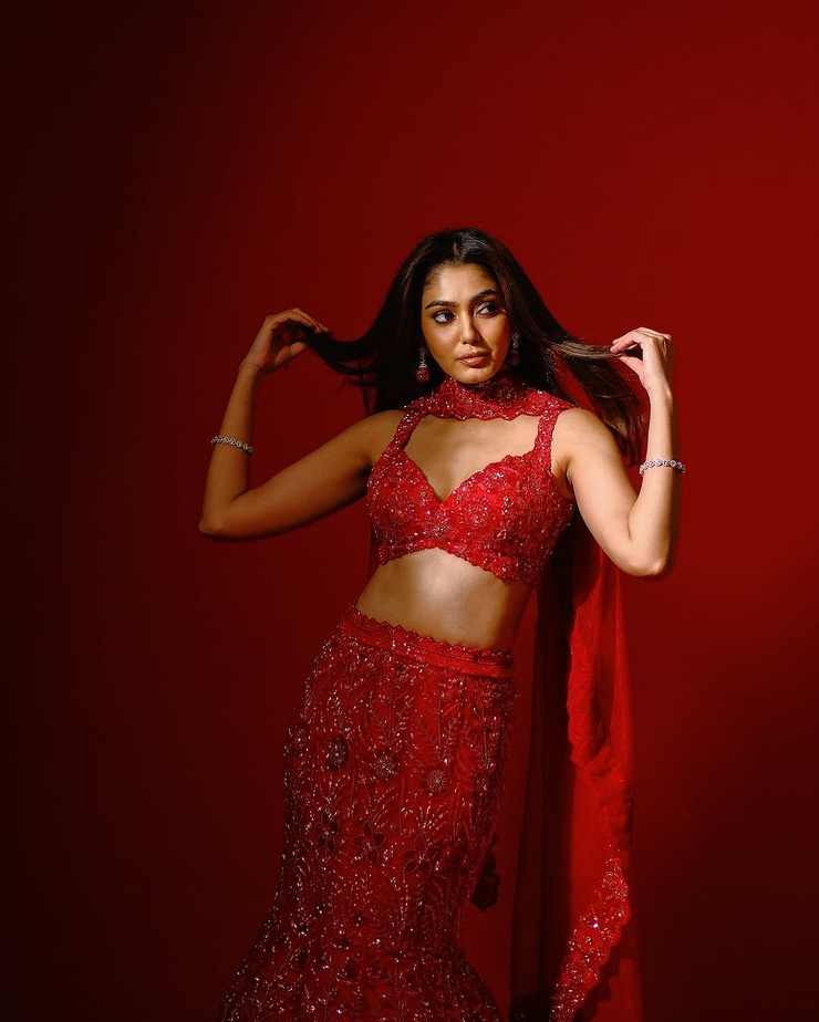 Sana Makbul