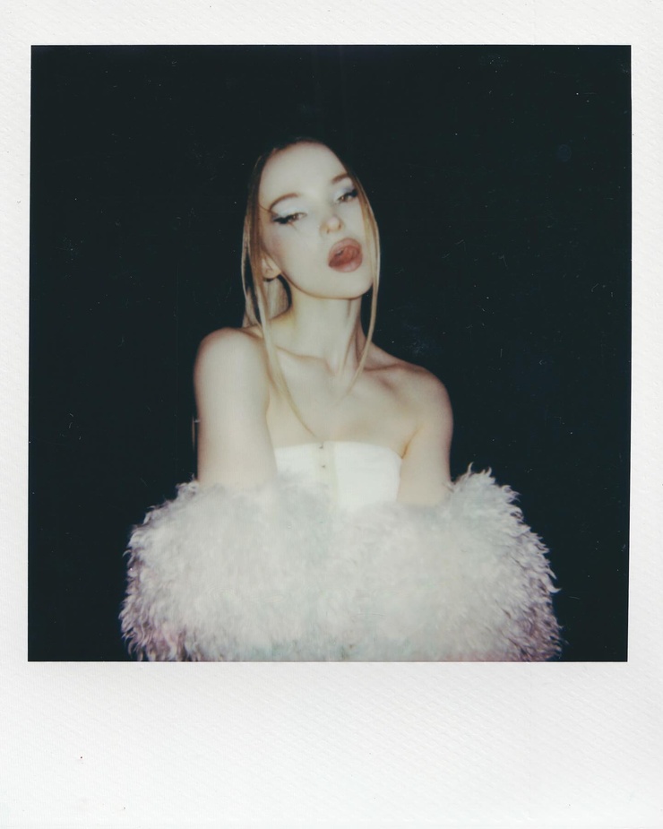 Dove Cameron