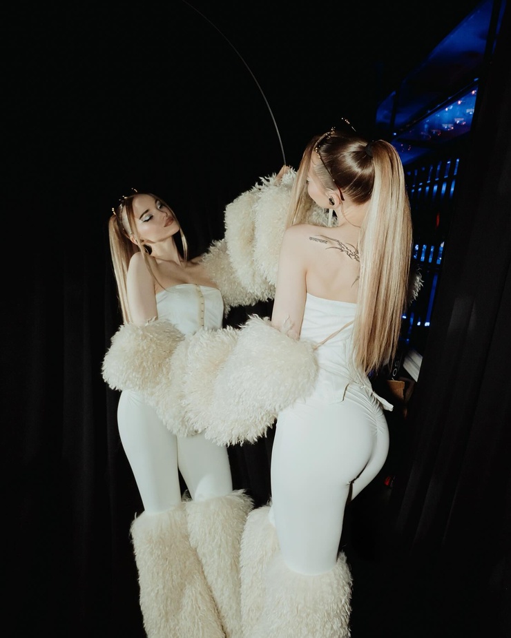 Dove Cameron