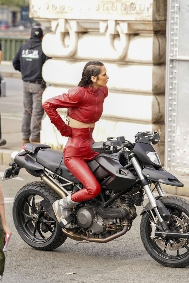 Bella Hadid