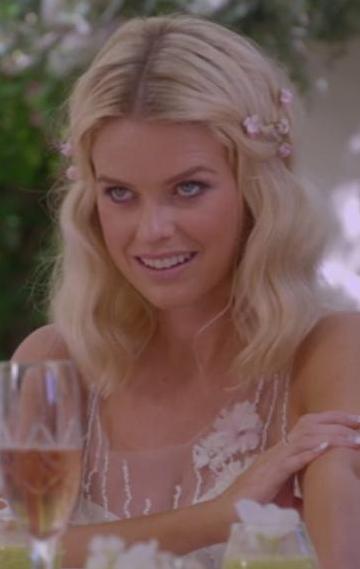 Naomi Blestow