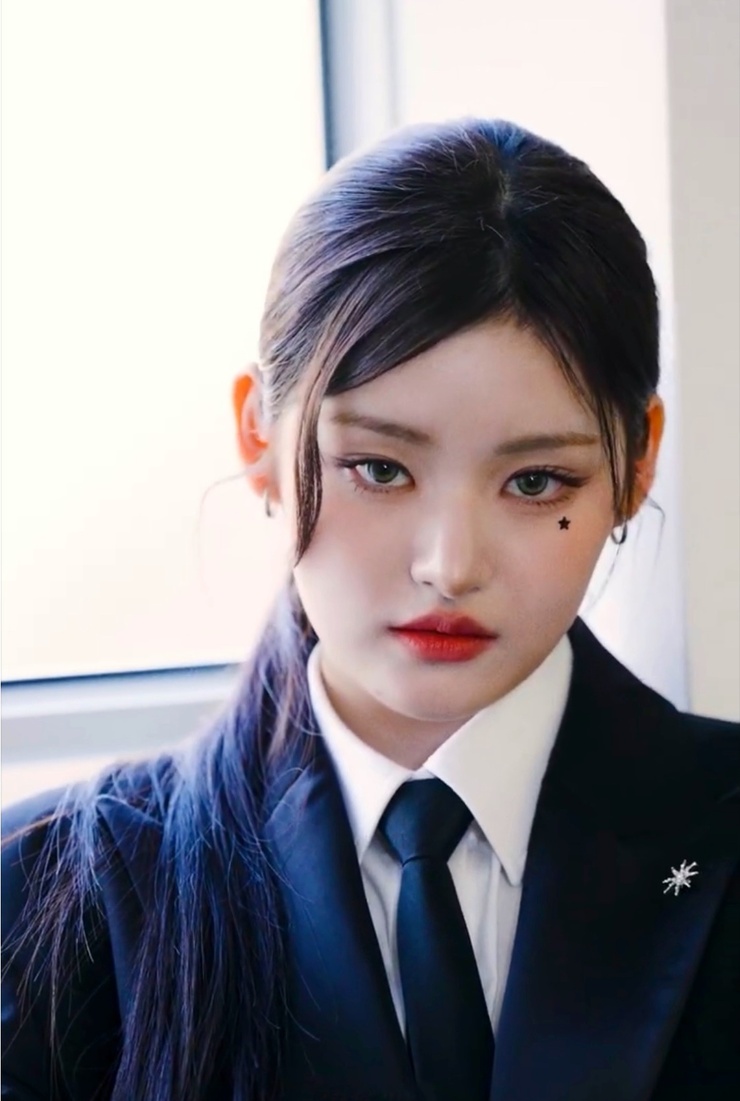 Athena Yang