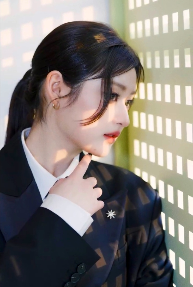 Athena Yang