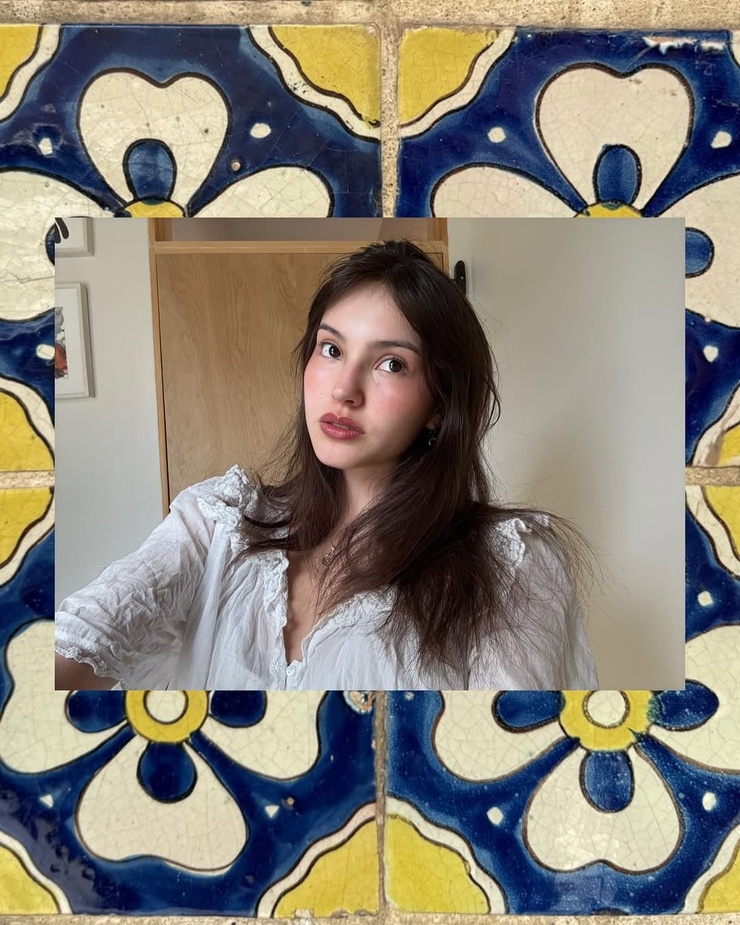 Isabel Deroy-Olson