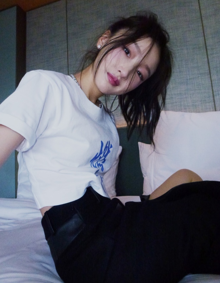 Dongyu Zhou
