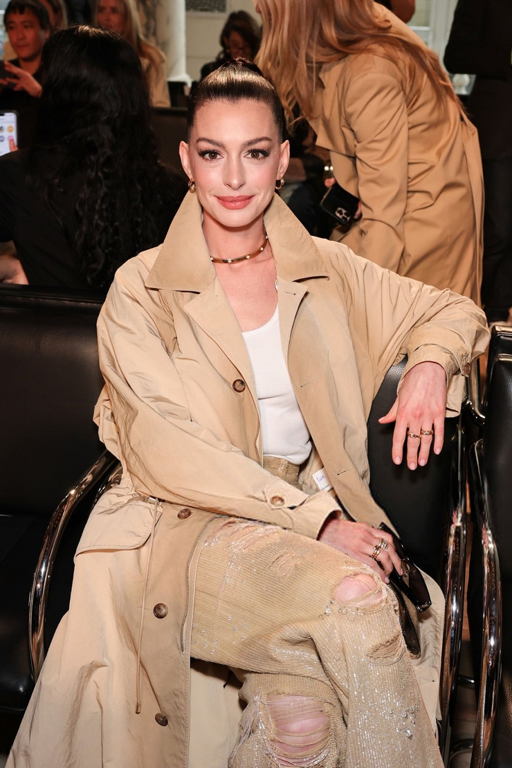 Anne Hathaway