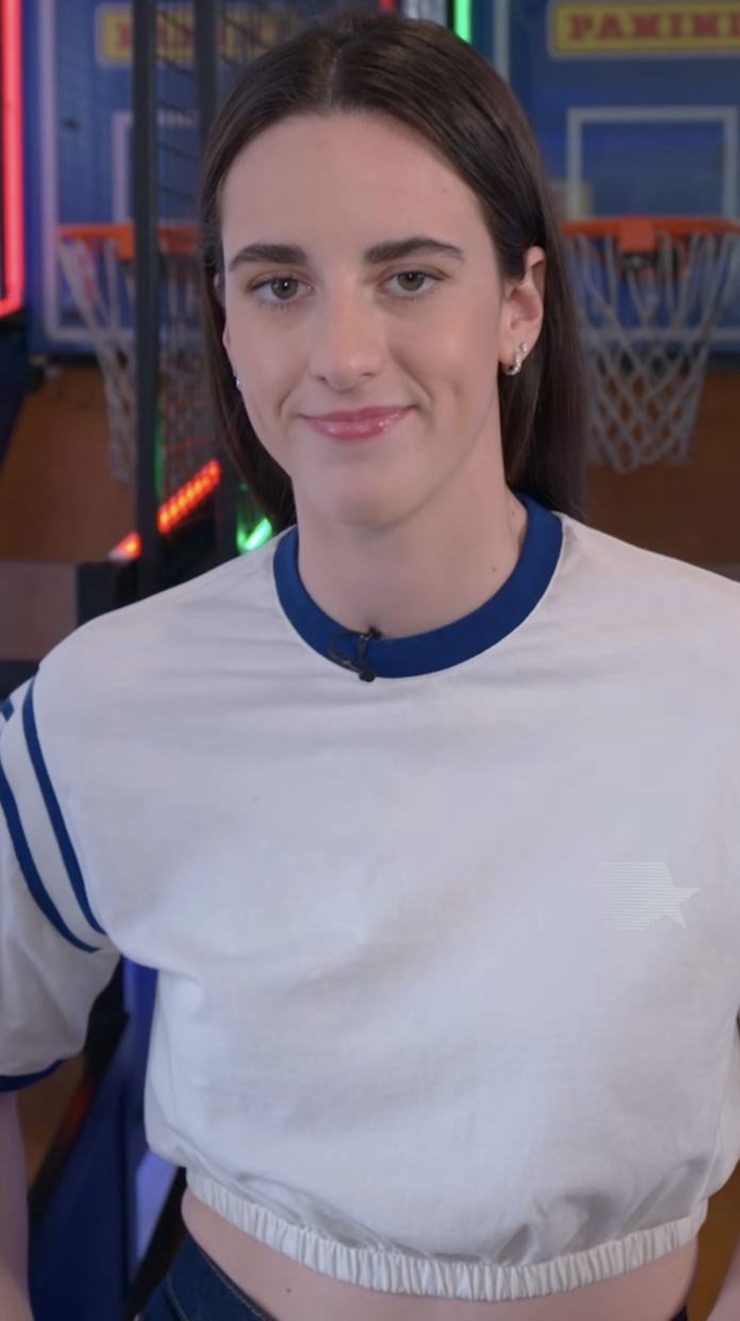 Caitlin Clark (ii)