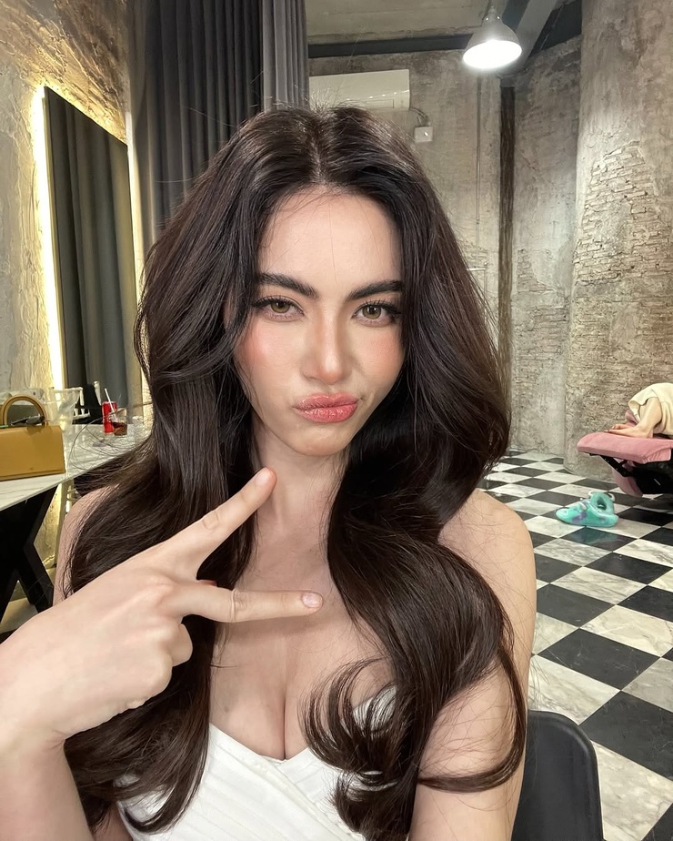 Davika Hoorne