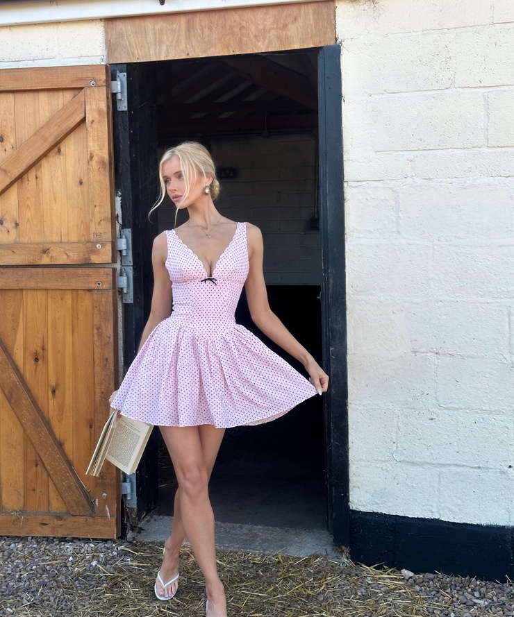 Victoria Turner.