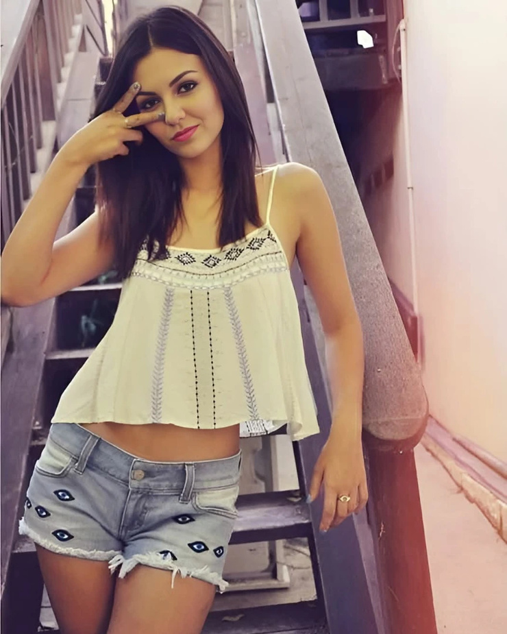 Victoria Justice Victoria Justice
