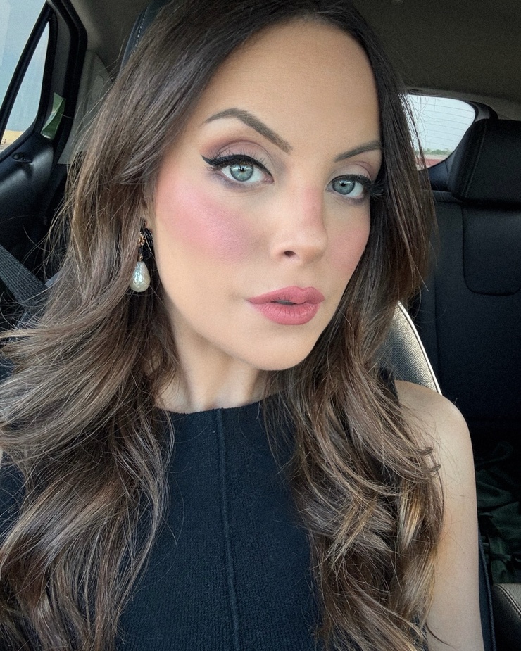 Elizabeth Gillies