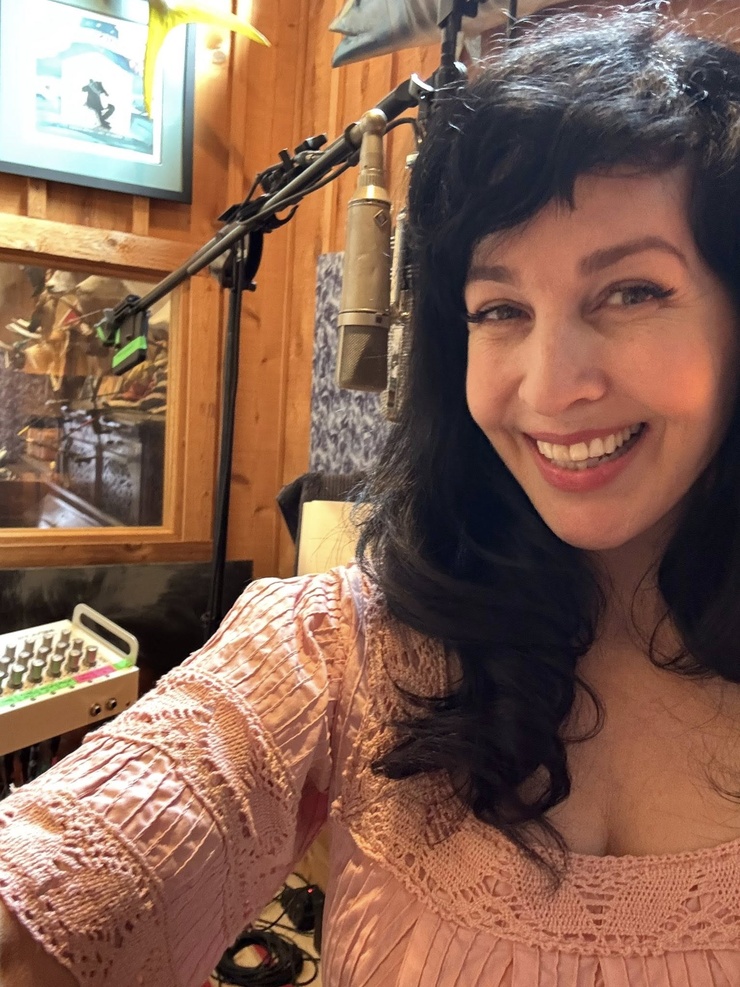 Grey DeLisle