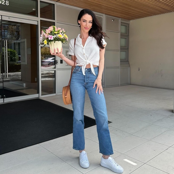 Jessica Lowndes