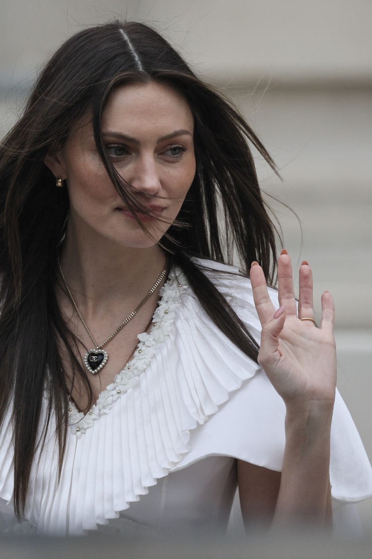 Phoebe Tonkin