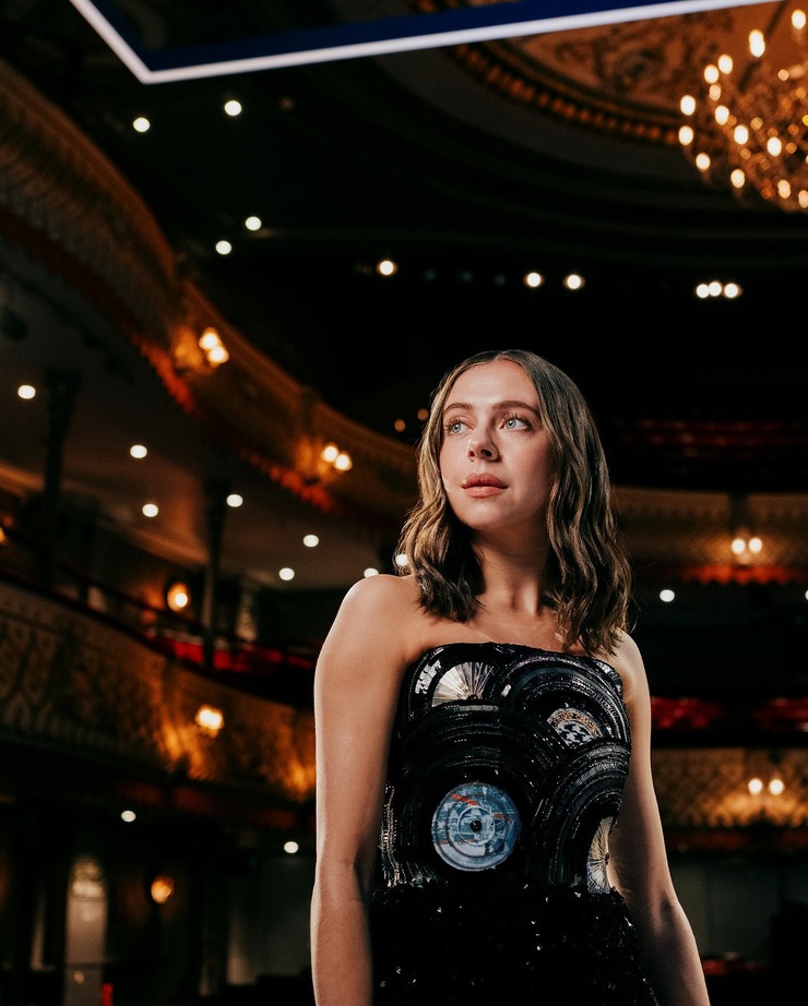 Bel Powley Bel Powley