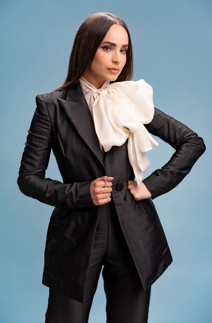 Sofia Carson