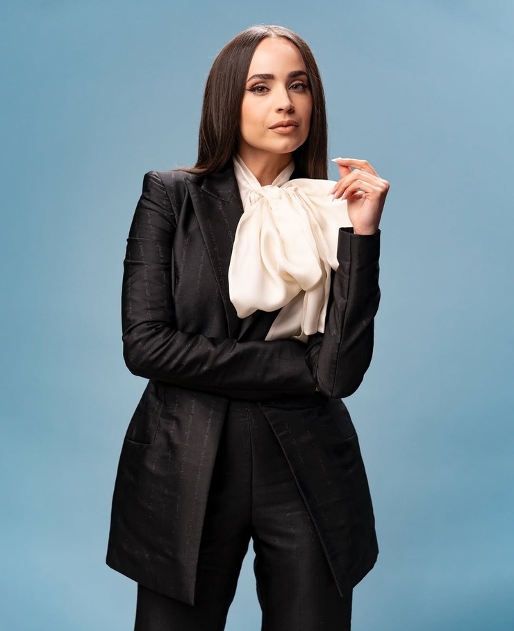 Sofia Carson