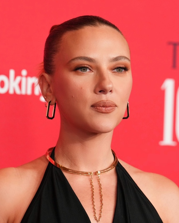 Scarlett Johansson Scarlett Johansson