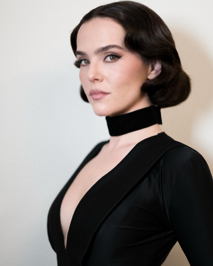 Zoey Deutch