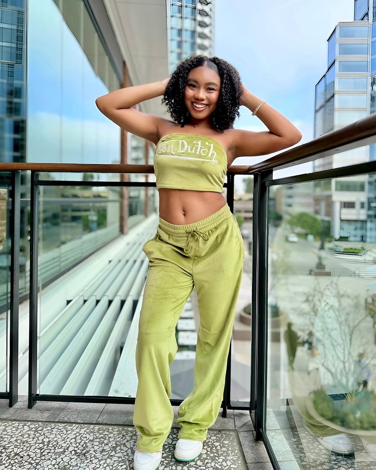Sydney Thomas