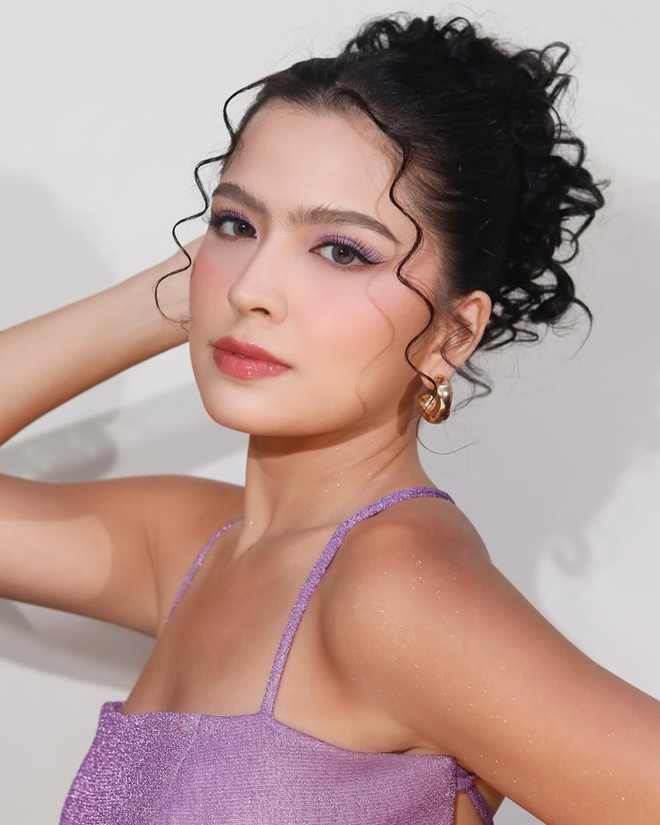 Alexa Ilacad