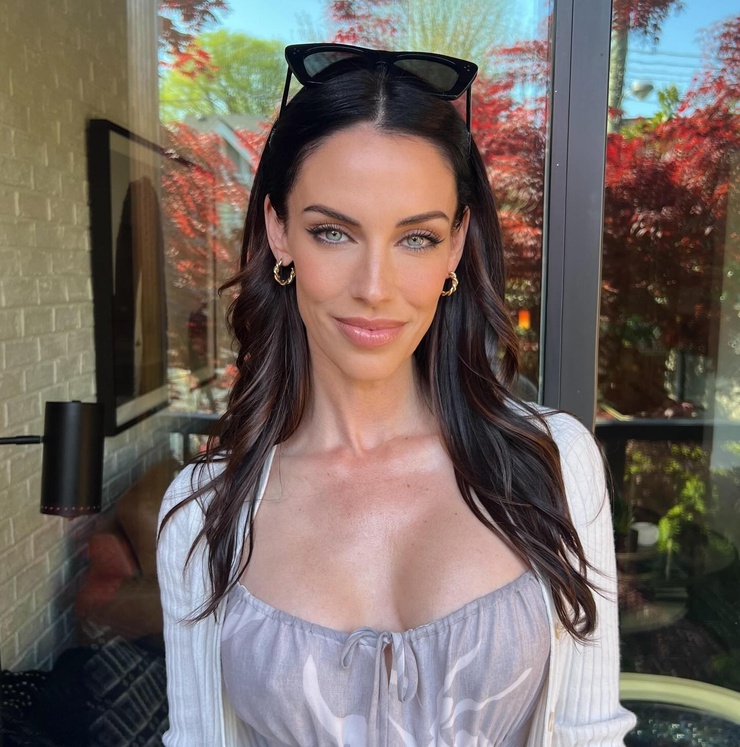 Jessica Lowndes
