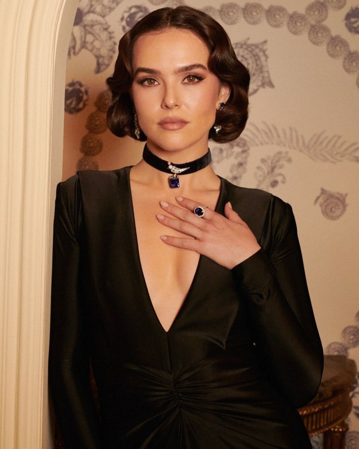 Zoey Deutch