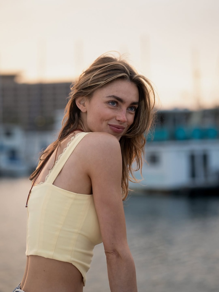 Charleen Weiss Charleen Weiss